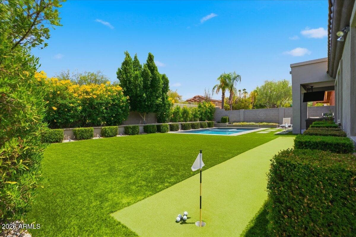 7548 E SANTA CATALINA Drive, Scottsdale, AZ 85255 — photo 7 of 44