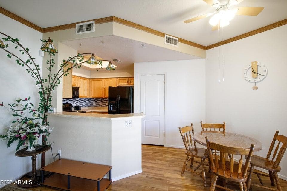 9151 W GREENWAY Road 252, Peoria, AZ 85381 — photo 8 of 28