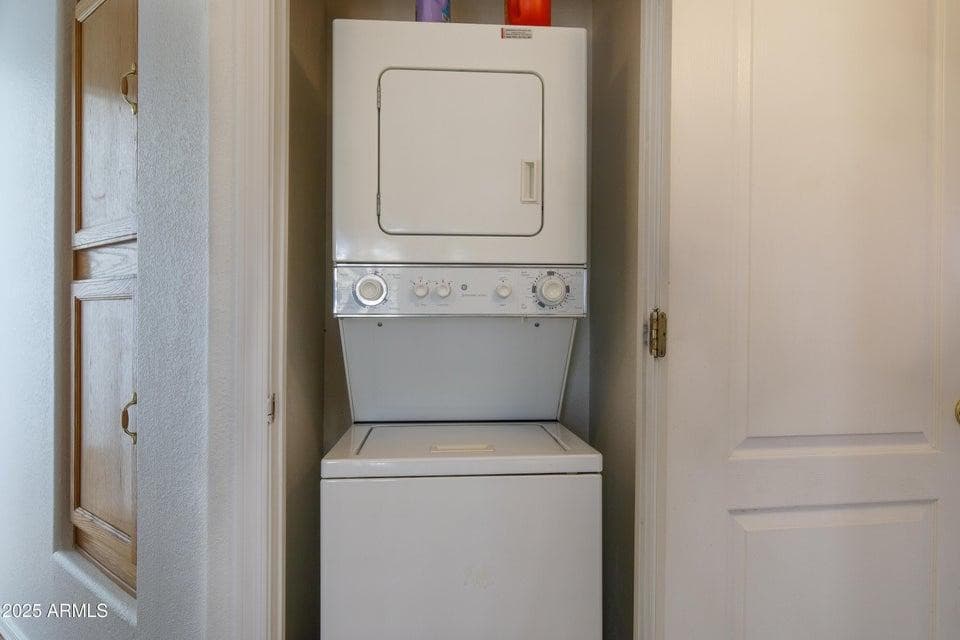 9151 W GREENWAY Road 252, Peoria, AZ 85381 — photo 23 of 28