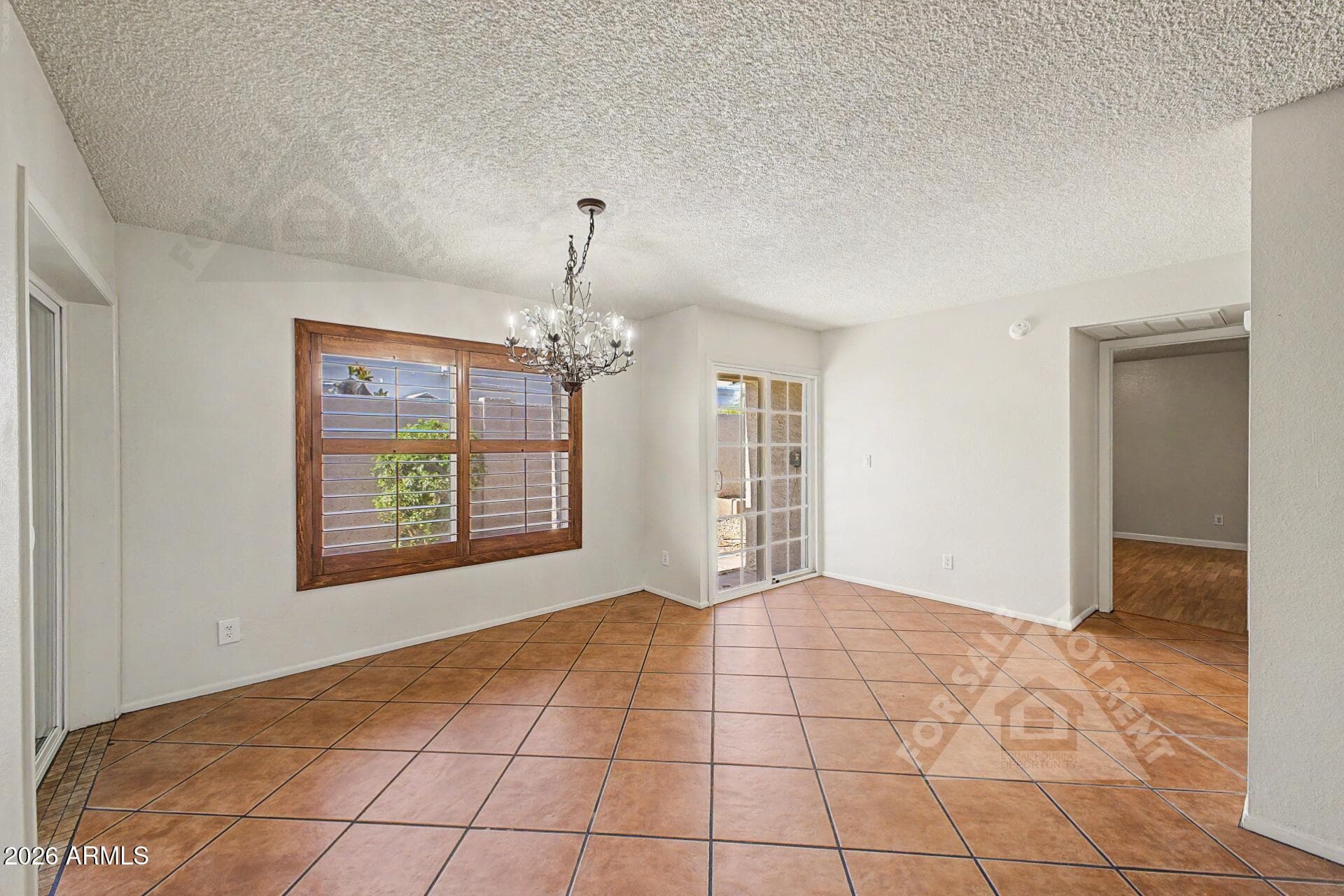912 E VILLA RITA Drive, Phoenix, AZ 85022 — photo 9 of 27