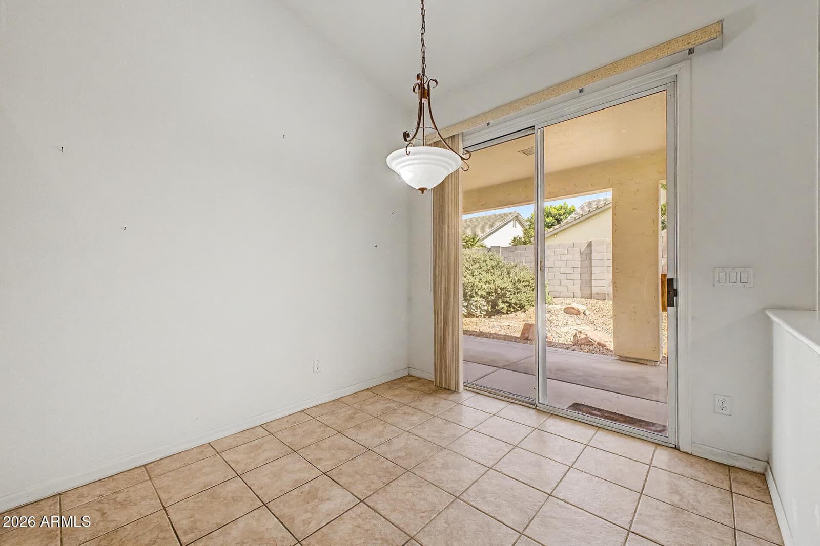 1528 E LAREDO Street, Chandler, AZ 85225 — photo 7 of 28