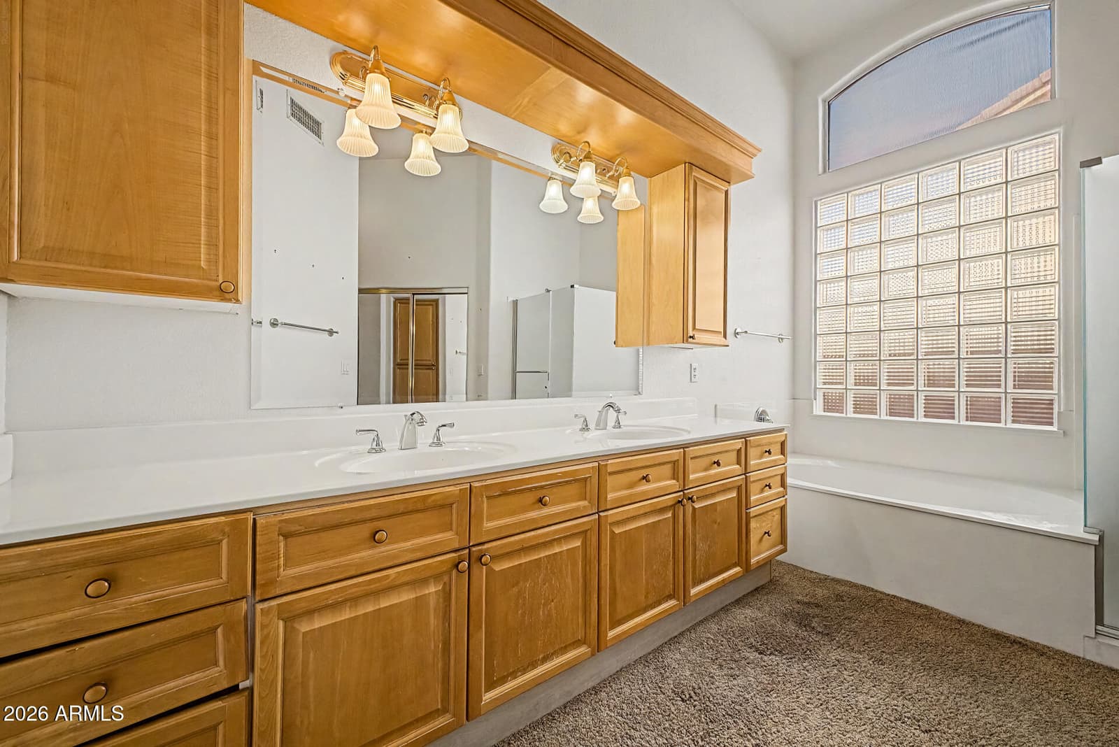 1528 E LAREDO Street, Chandler, AZ 85225 — photo 11 of 28