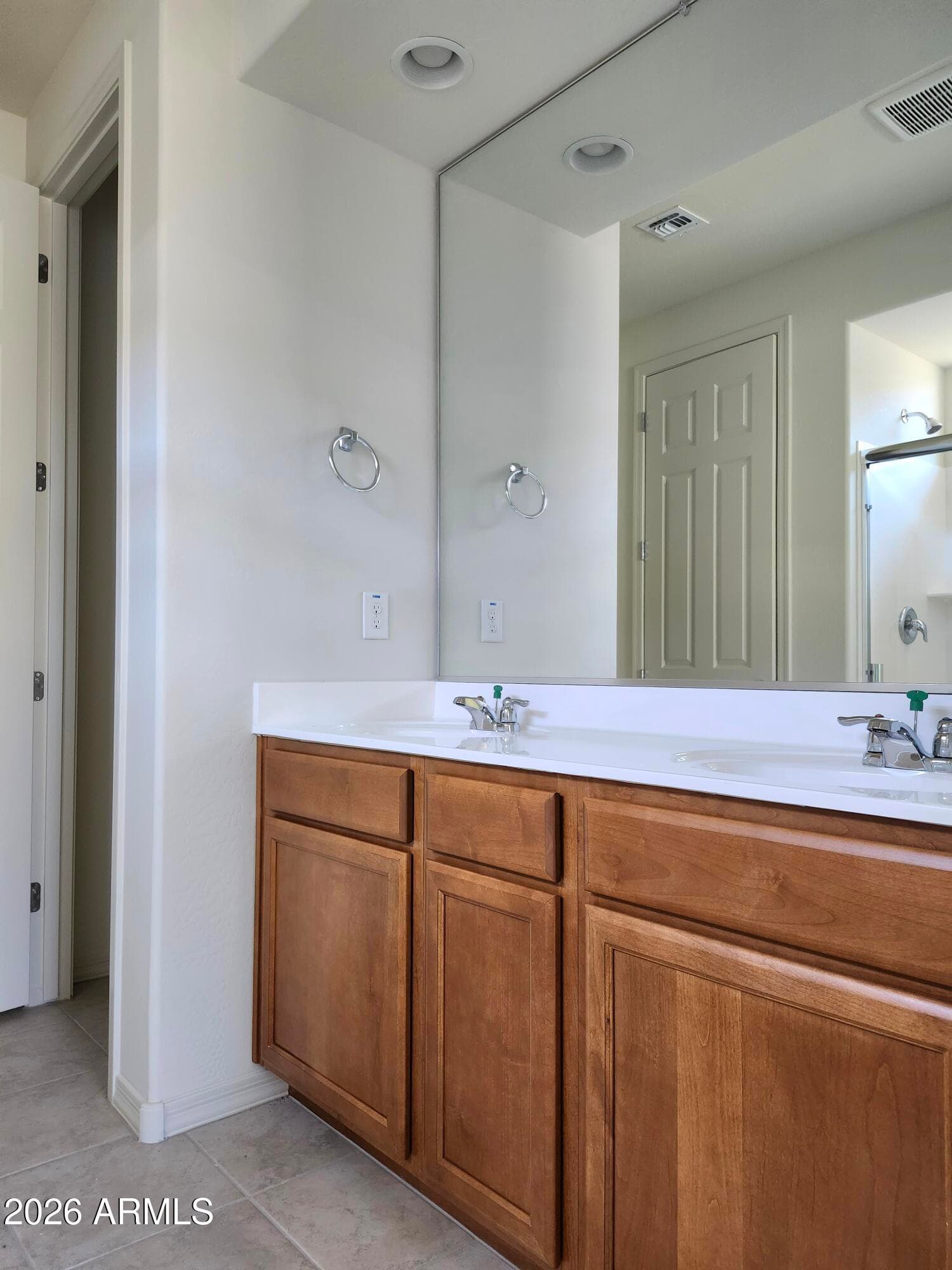 9046 W LUKE Avenue, Glendale, AZ 85305 — photo 11 of 35