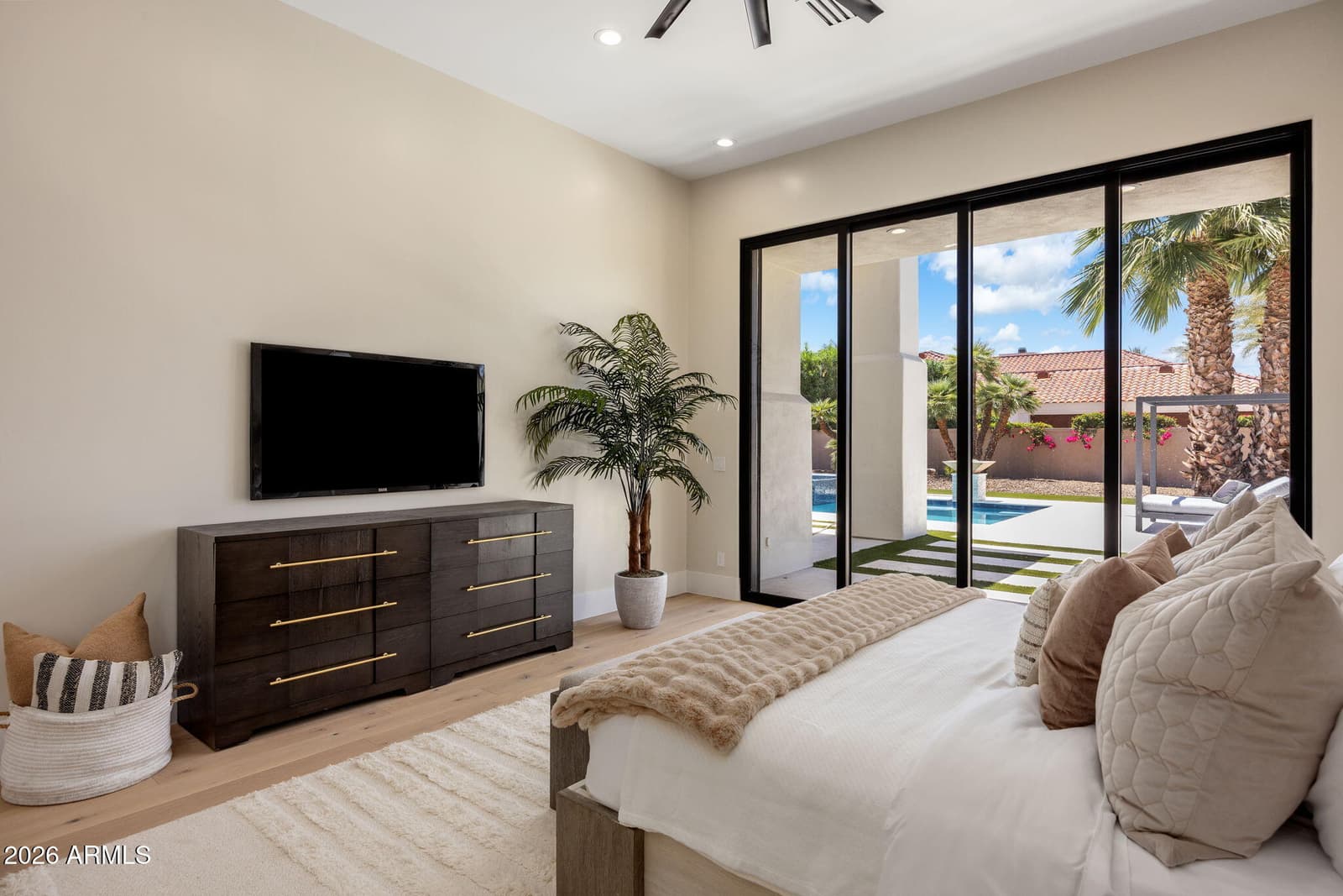 7101 E BELMONT Avenue, Paradise Valley, AZ 85253 — photo 14 of 62
