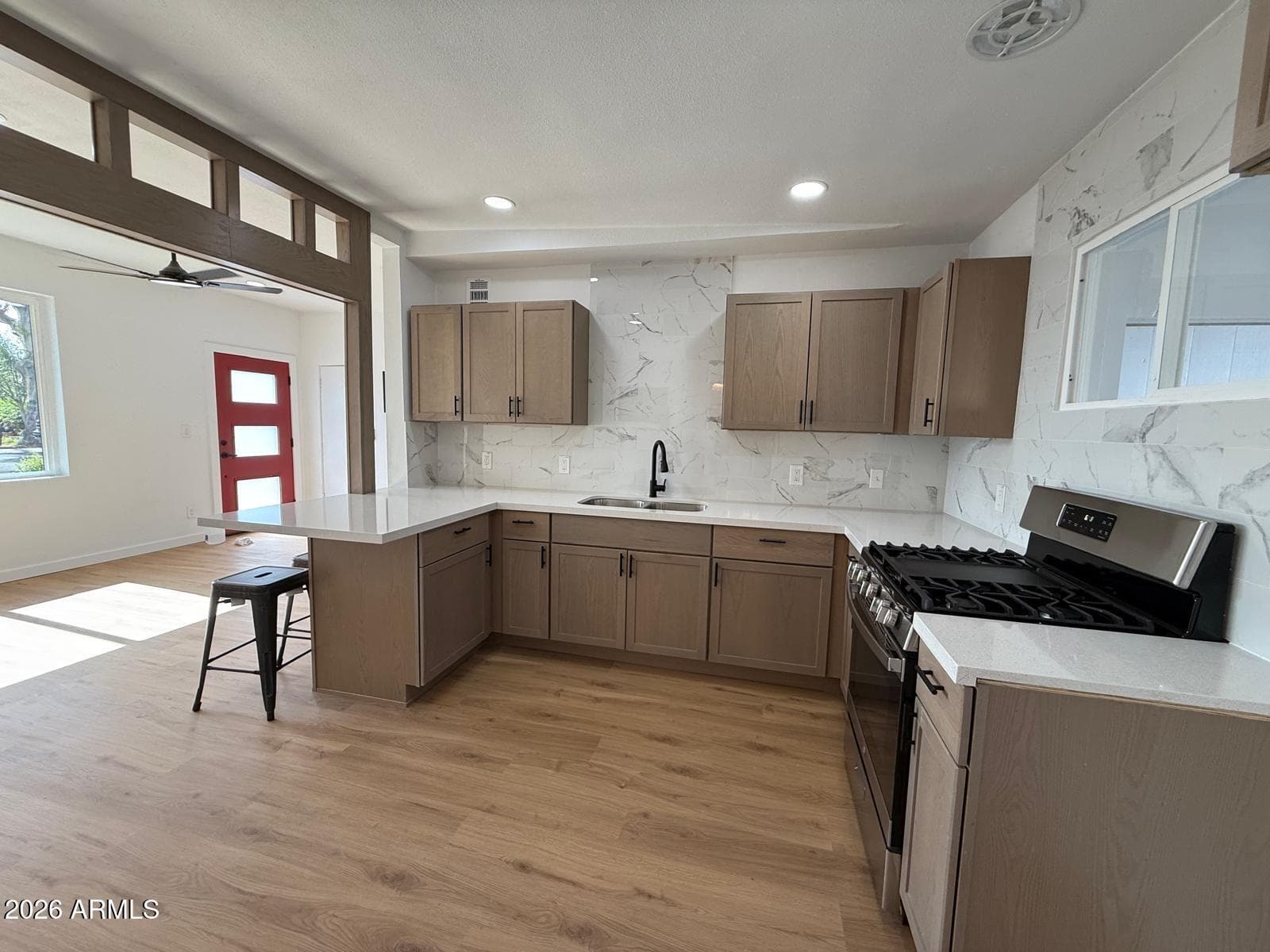 4123 N 30TH Drive, Phoenix, AZ 85017 — photo 12 of 38