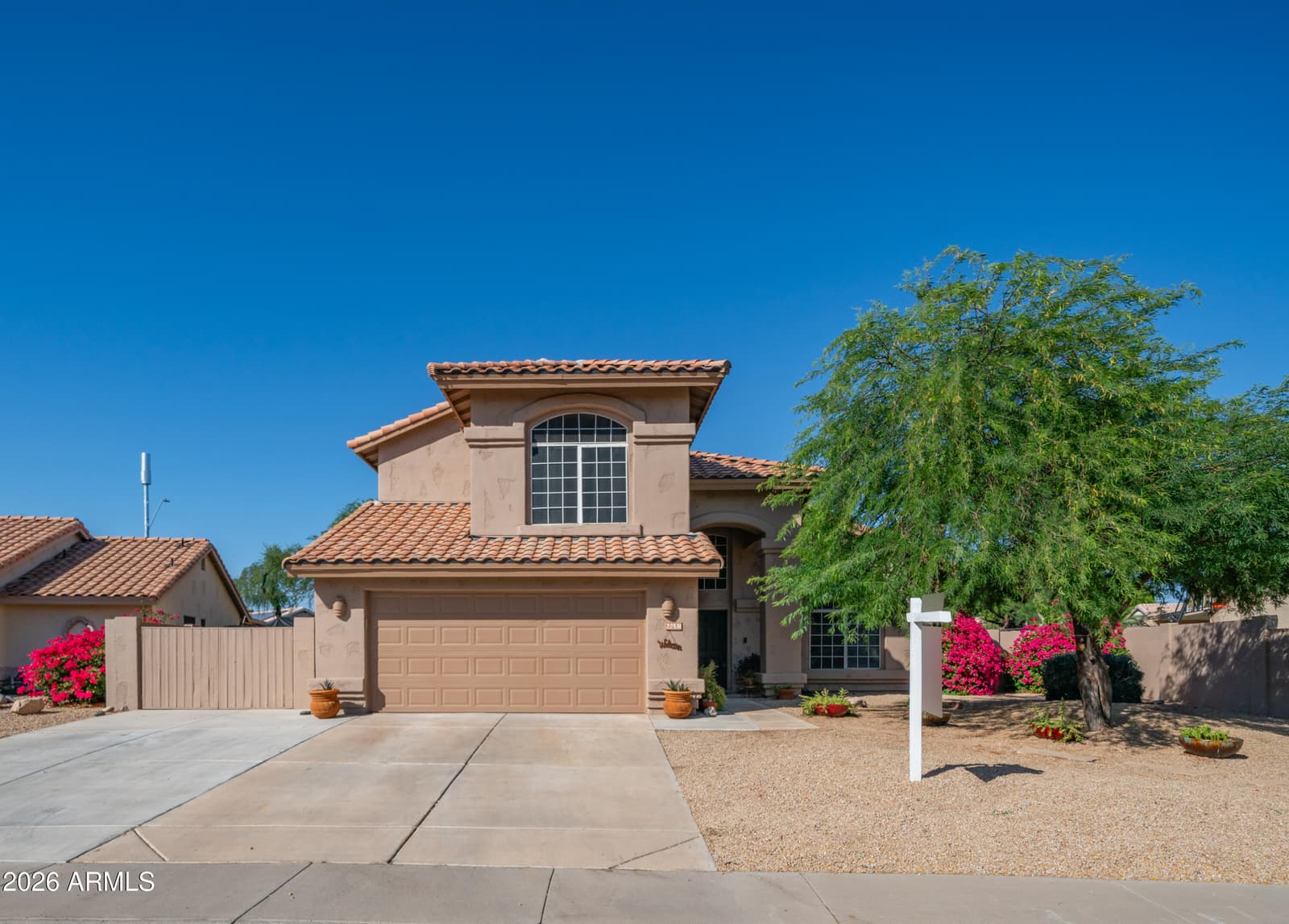 22531 N 74TH Avenue, Glendale, AZ 85310 — photo 2 of 36