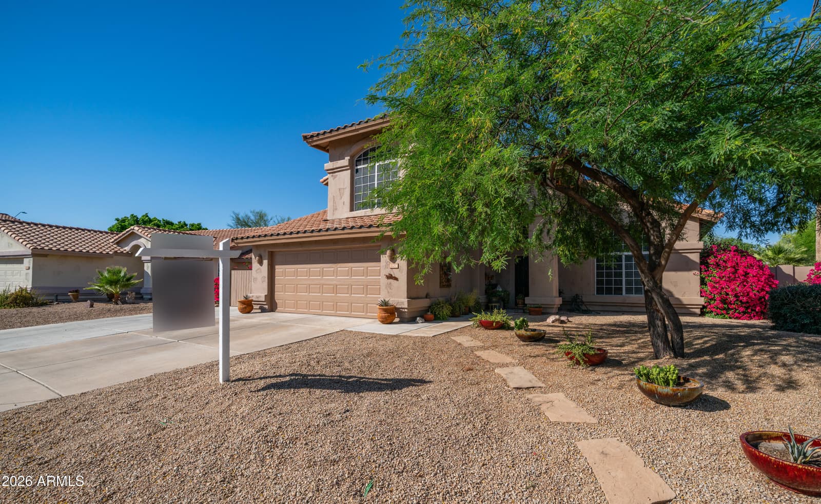 22531 N 74TH Avenue, Glendale, AZ 85310 — photo 3 of 36