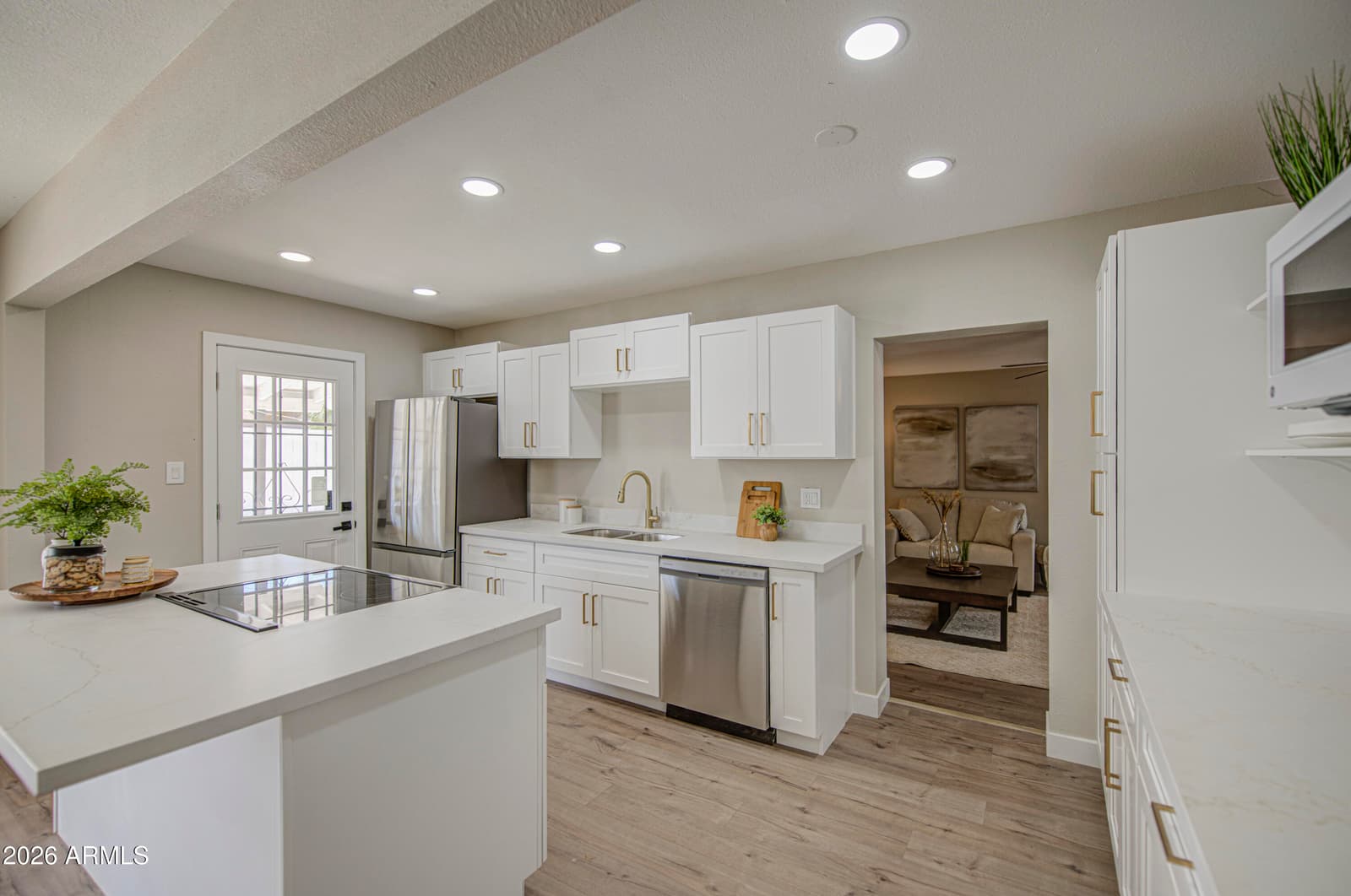 4750 N 39TH Drive, Phoenix, AZ 85019 — photo 5 of 24