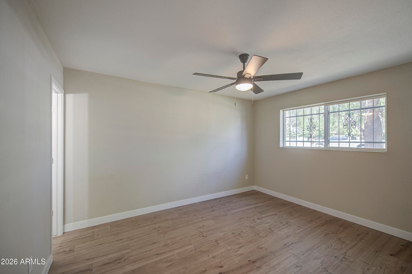 4750 N 39TH Drive, Phoenix, AZ 85019 — photo 15 of 24