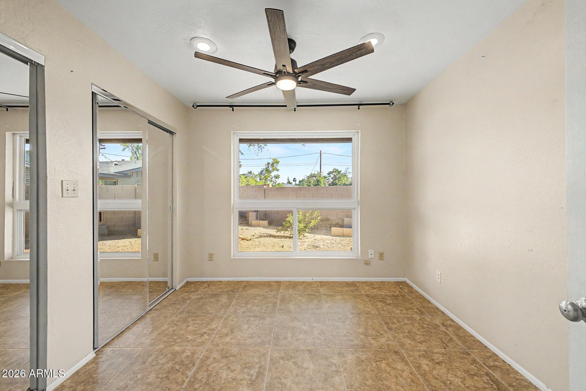 601 W AUGUSTA Avenue, Phoenix, AZ 85021 — photo 38 of 48