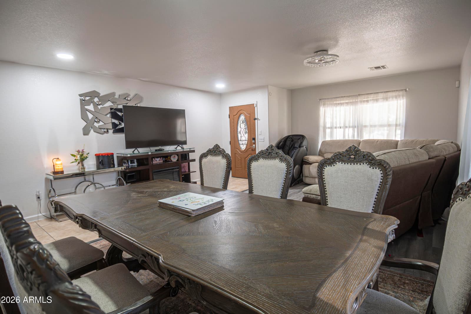 9315 W MARIPOSA Drive, Phoenix, AZ 85037 — photo 7 of 35