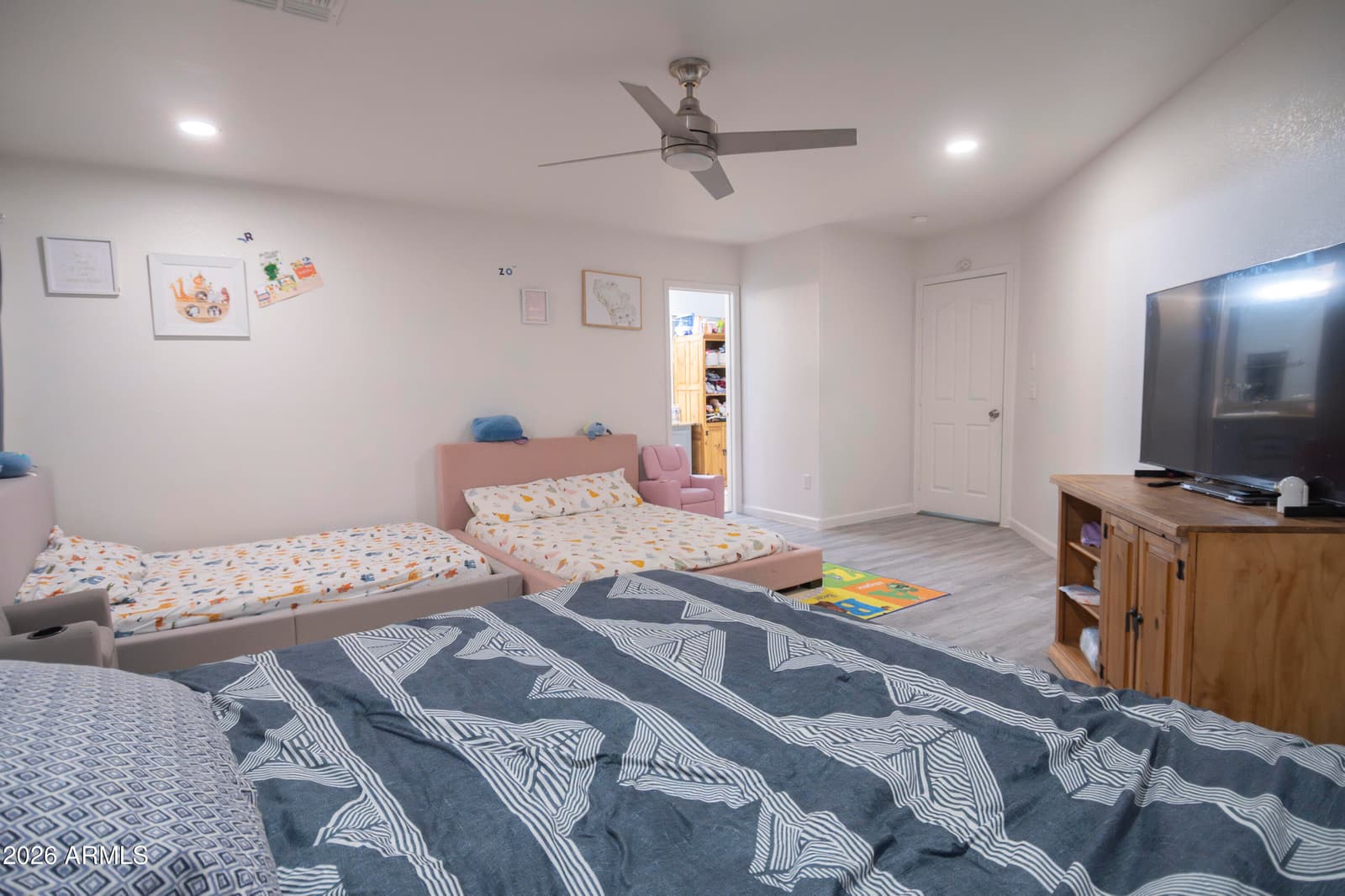 9315 W MARIPOSA Drive, Phoenix, AZ 85037 — photo 16 of 35