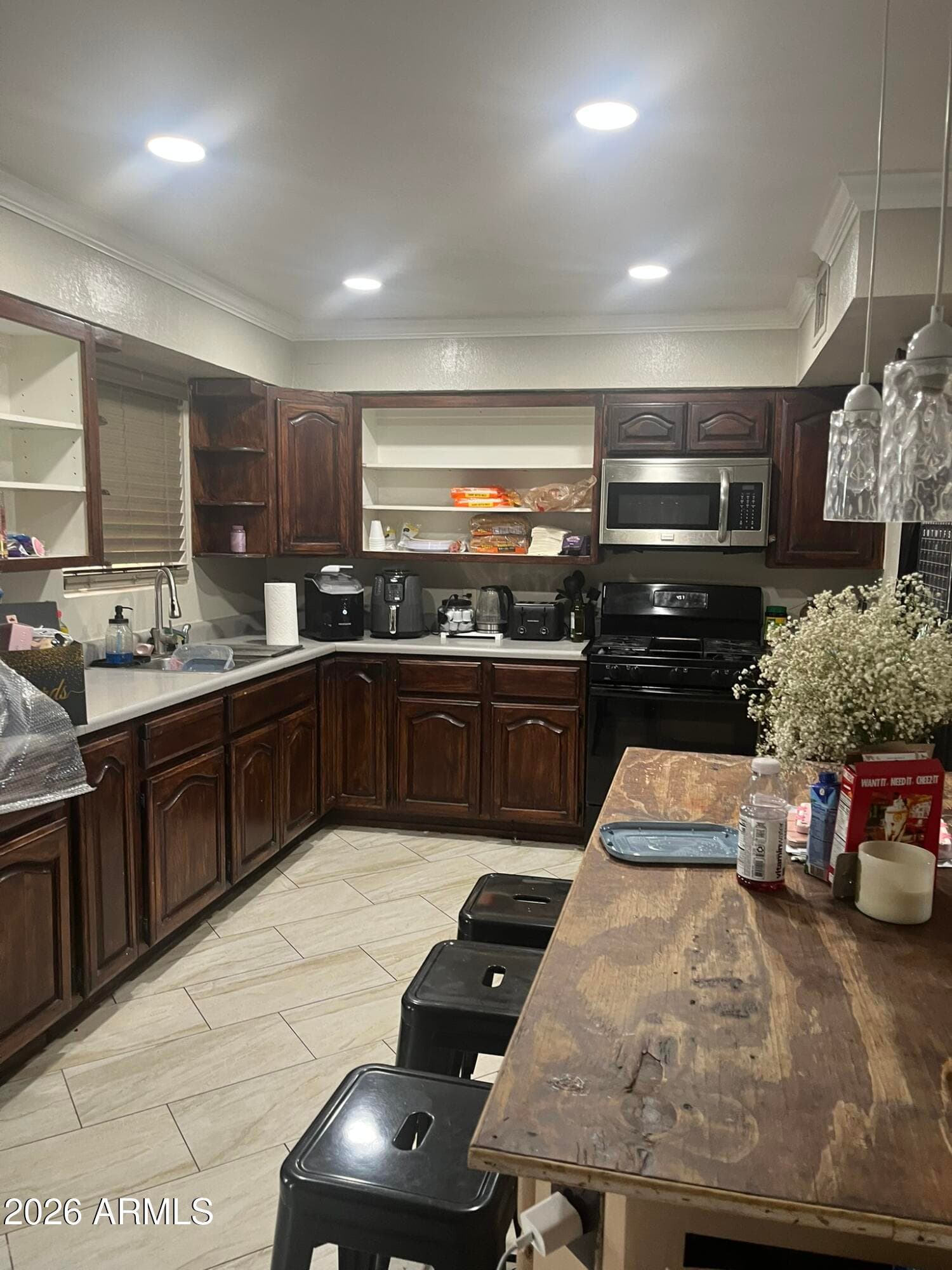 132 W ELY Lane W, Avondale, AZ 85323 — photo 3 of 12