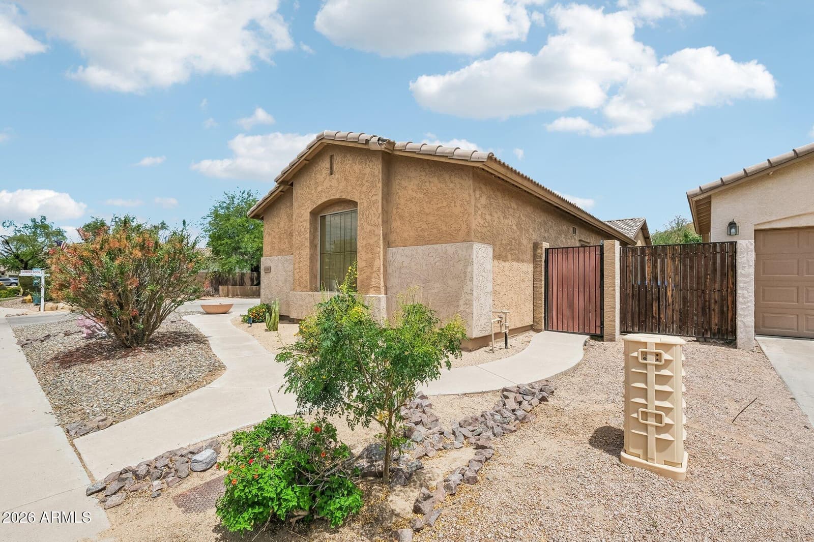 6114 W HEDGEHOG Place, Phoenix, AZ 85083 — photo 8 of 52