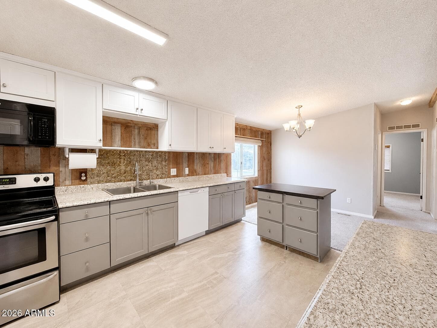 10951 N 91ST Avenue 37, Peoria, AZ 85345 — photo 14 of 50