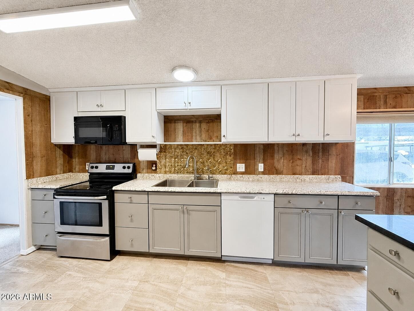 10951 N 91ST Avenue 37, Peoria, AZ 85345 — photo 15 of 50