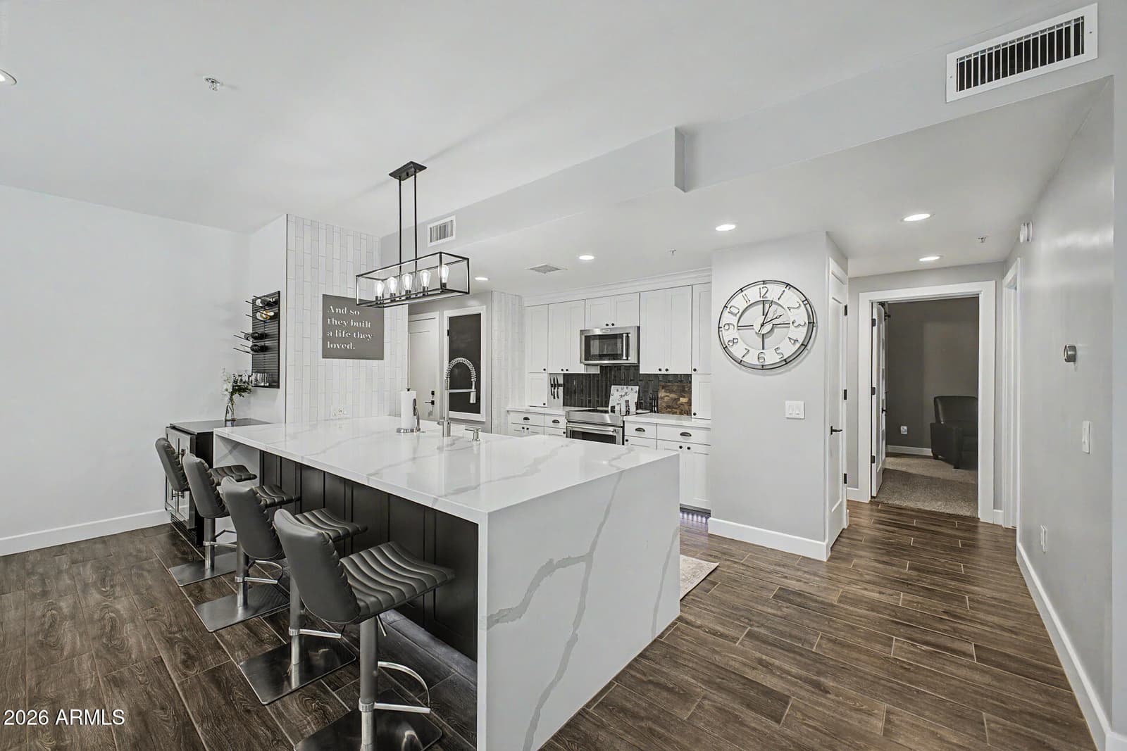 705 W QUEEN CREEK Road 1061, Chandler, AZ 85248 — photo 12 of 56