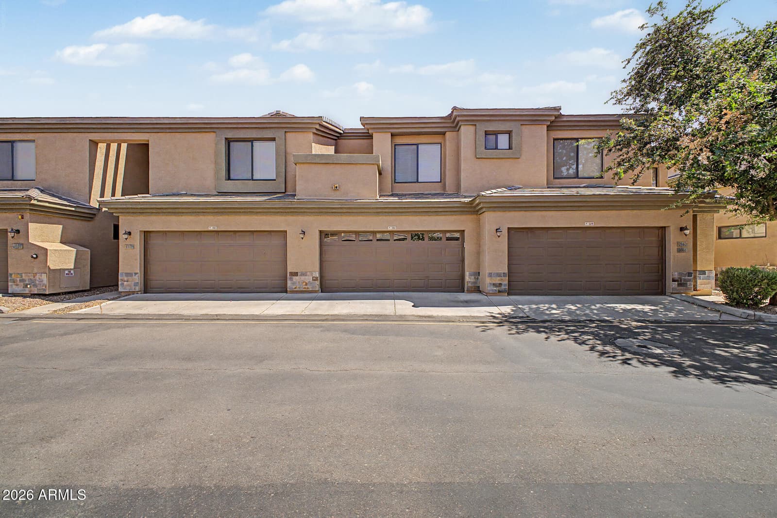 705 W QUEEN CREEK Road 1061, Chandler, AZ 85248 — photo 38 of 56