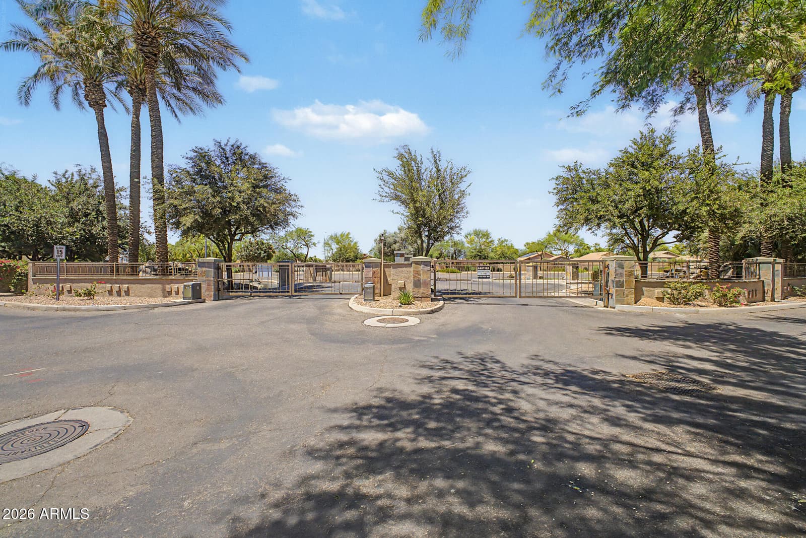 705 W QUEEN CREEK Road 1061, Chandler, AZ 85248 — photo 43 of 56