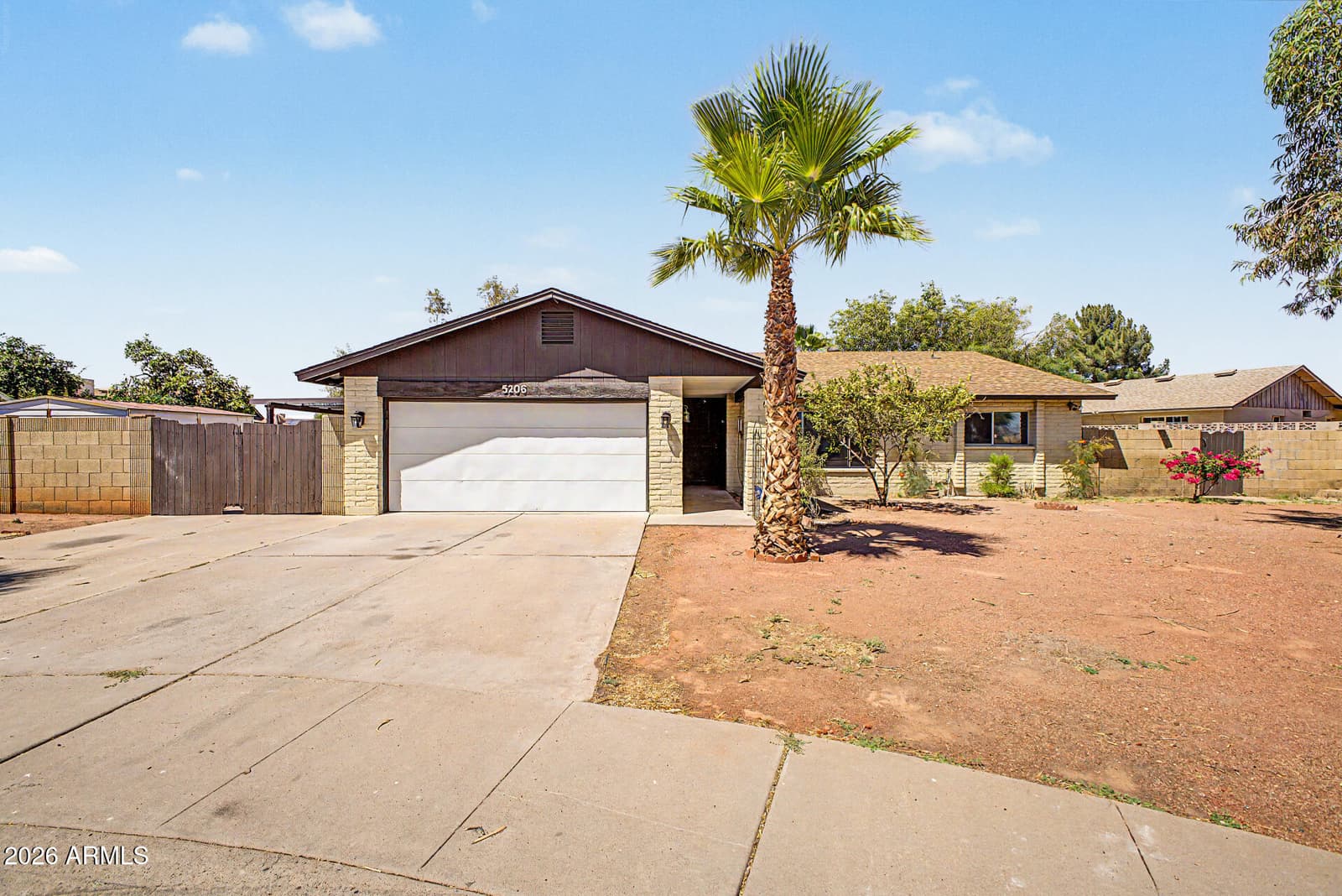5206 W DAILEY Street, Glendale, AZ 85306 — photo 1 of 35