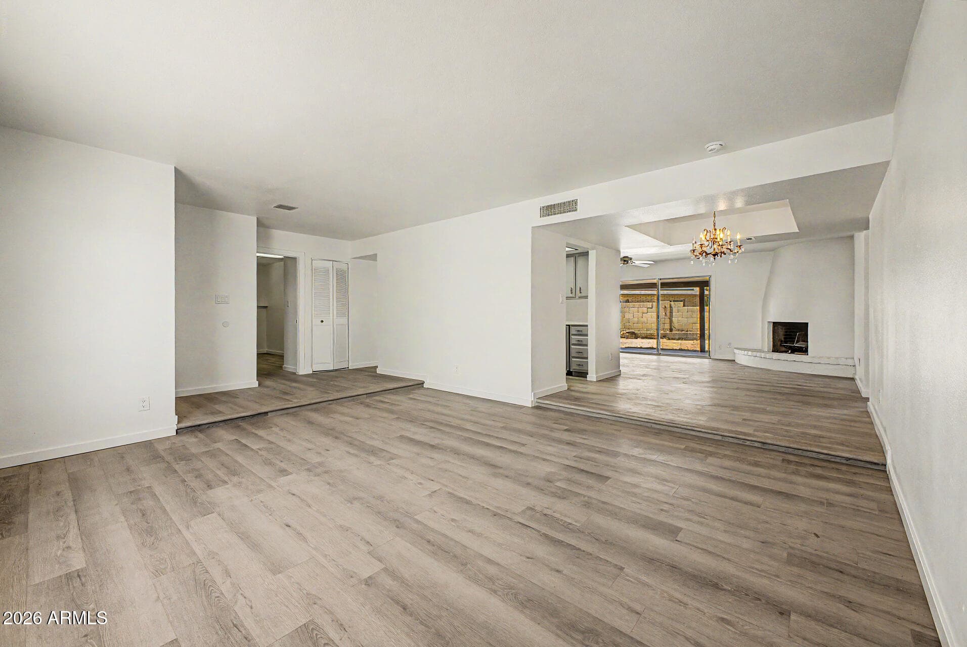 5206 W DAILEY Street, Glendale, AZ 85306 — photo 3 of 35