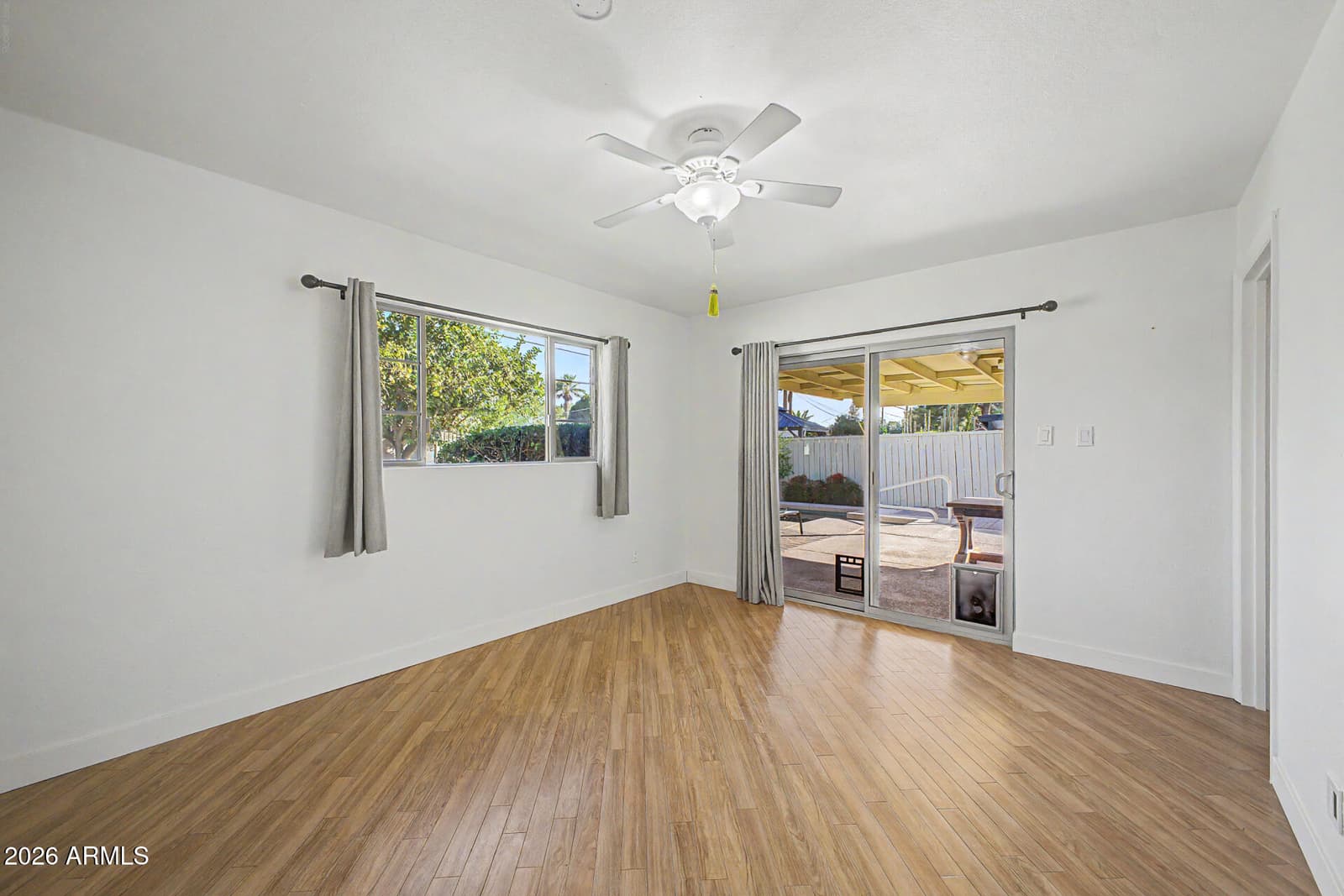 8453 E RANCHO VISTA Drive, Scottsdale, AZ 85251 — photo 12 of 27