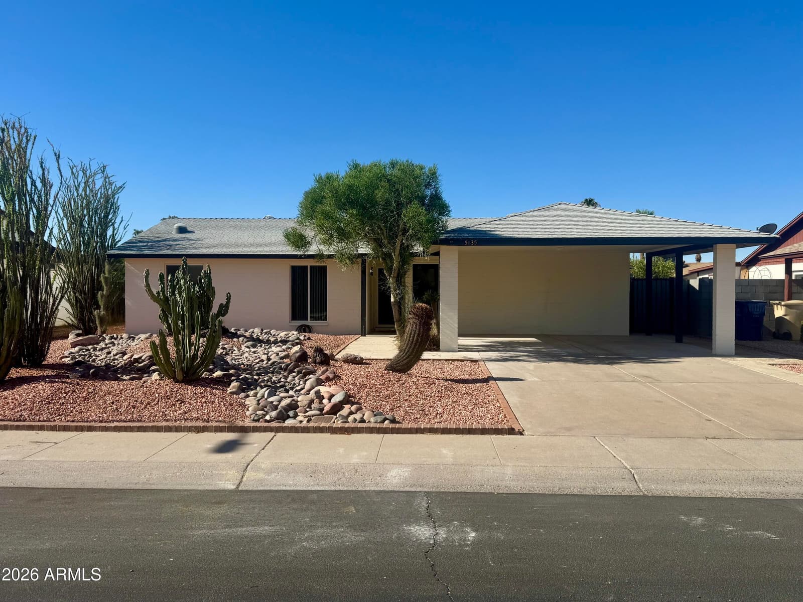 5635 W BROWN Street, Glendale, AZ 85302