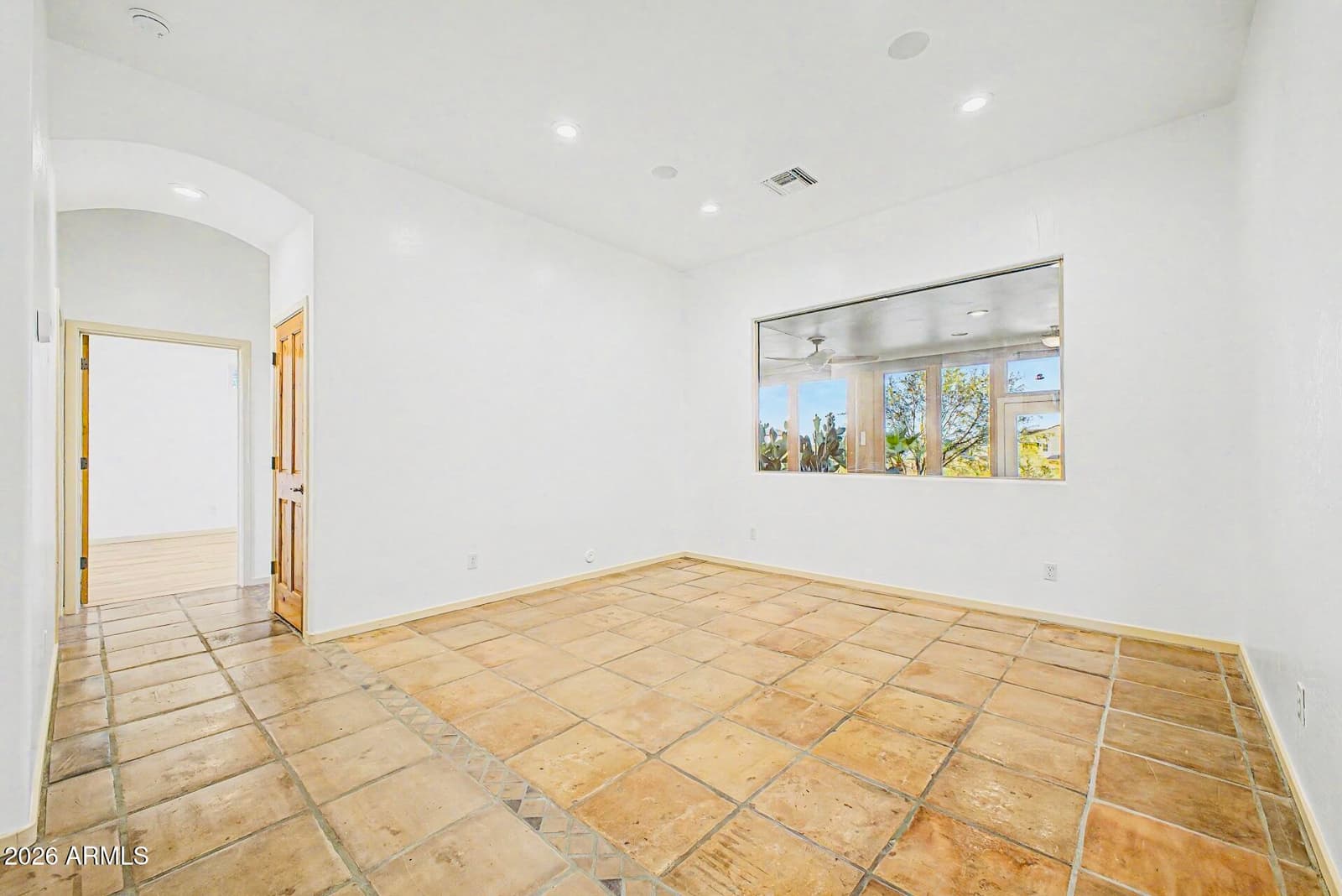 36439 N 14TH Street, Phoenix, AZ 85086 — photo 7 of 48
