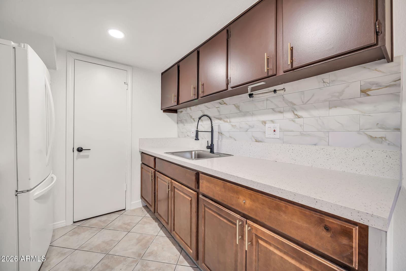 3338 W LAS PALMARITAS Drive, Phoenix, AZ 85051 — photo 12 of 35