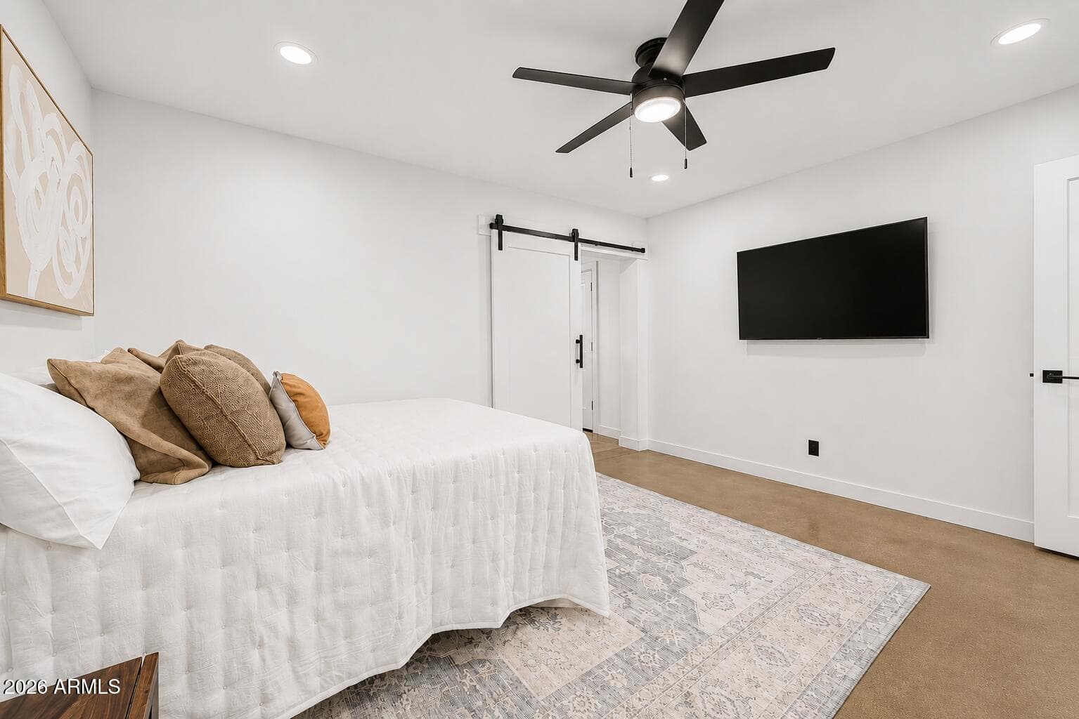 2130 W WELDON Avenue, Phoenix, AZ 85015 — photo 5 of 8