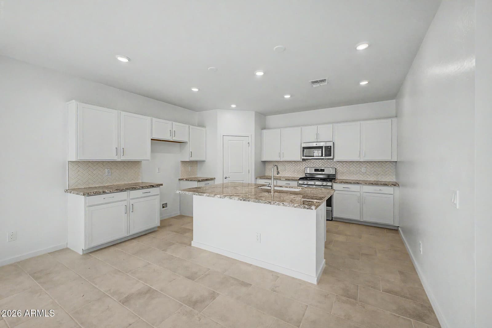 20668 N 225TH Drive, Surprise, AZ 85387 — photo 10 of 43