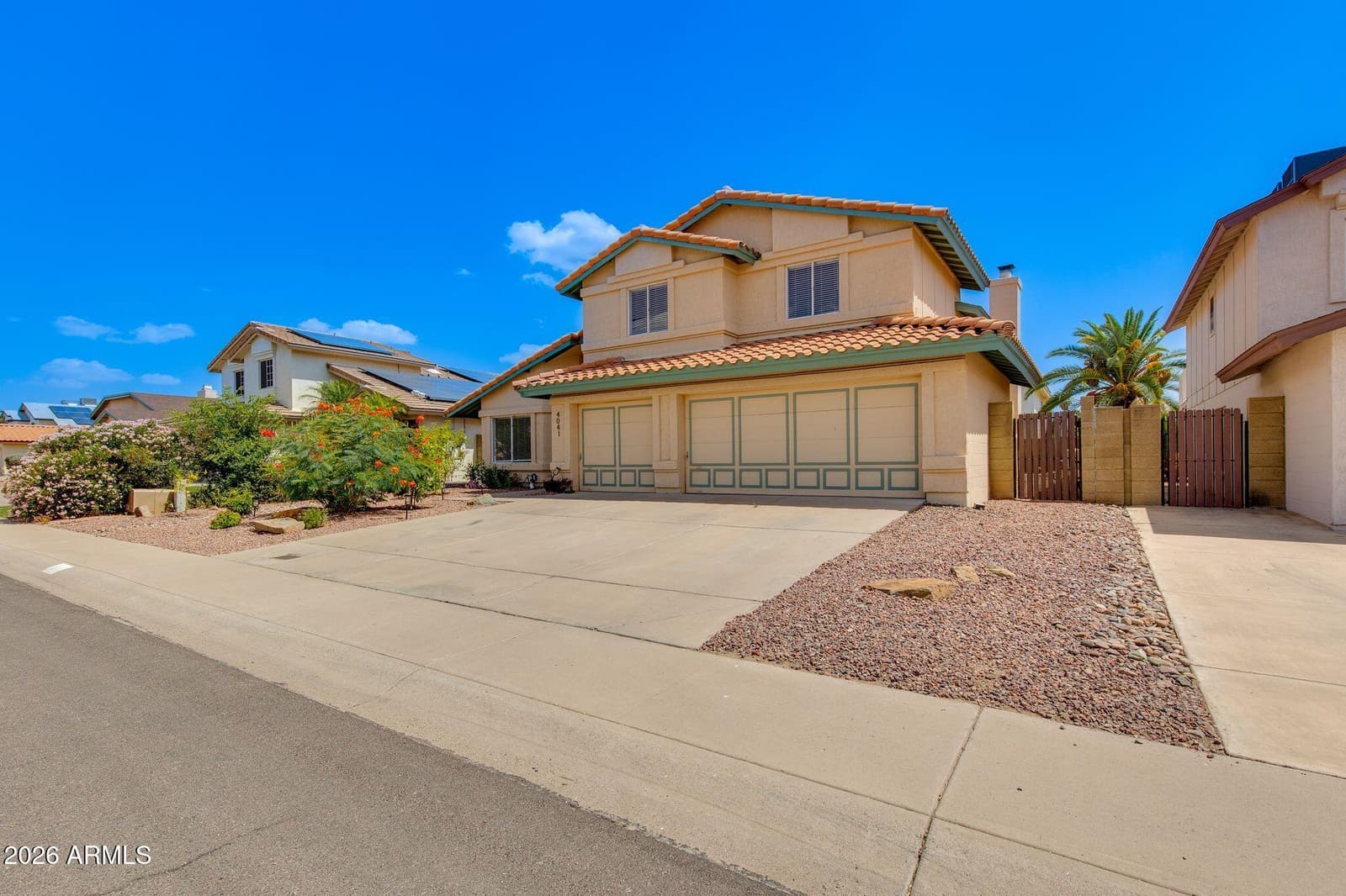 4041 W Avenida Del Sol Avenue, Glendale, AZ 85310 — photo 2 of 51
