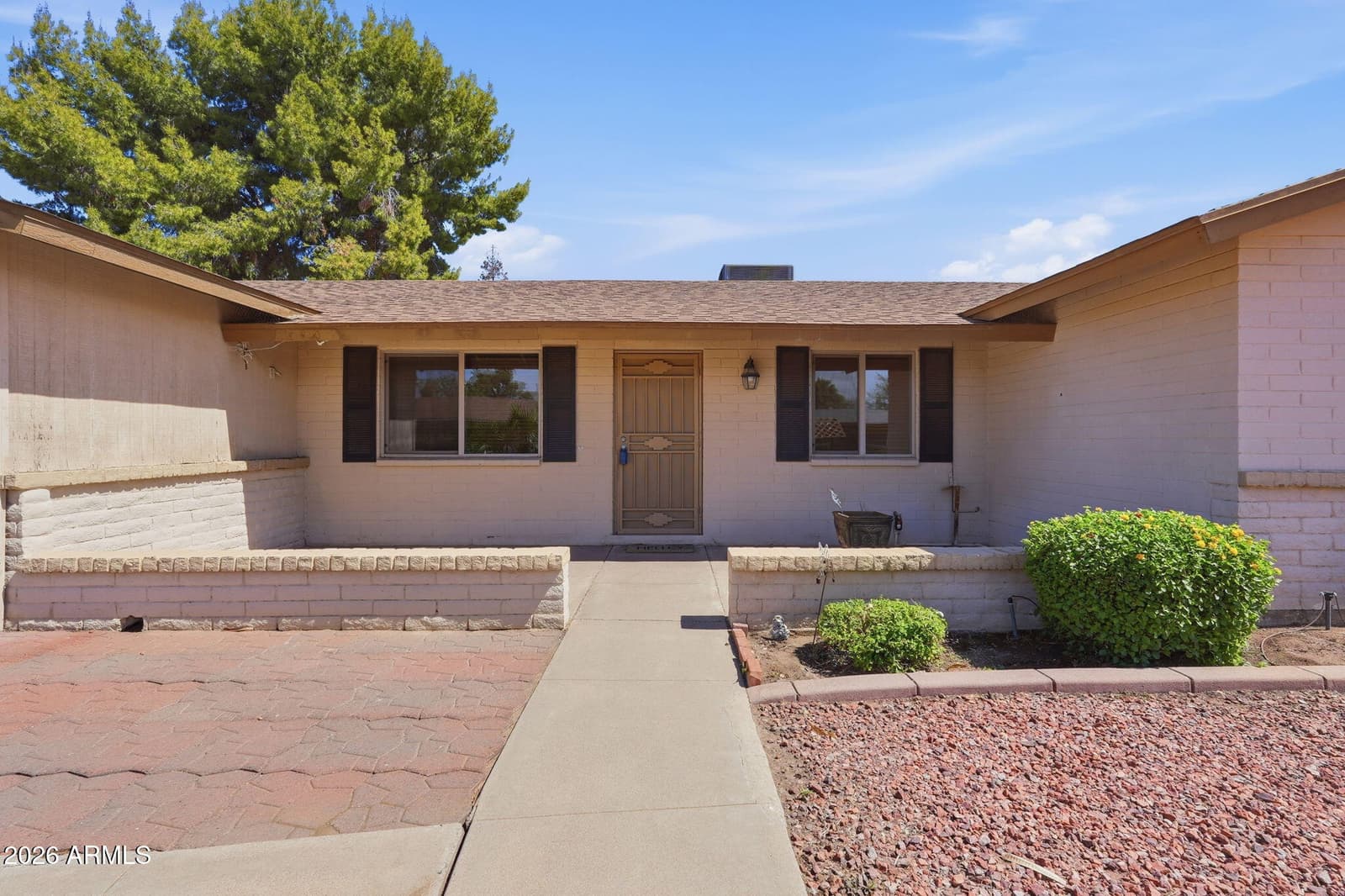 1854 E DOWNING Street, Mesa, AZ 85203 — photo 4 of 47