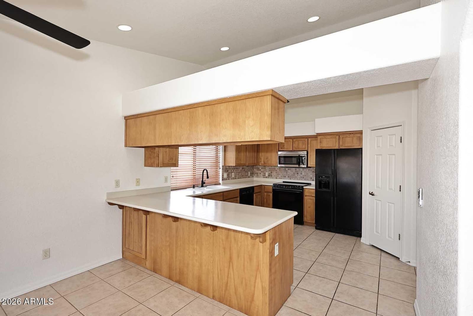15036 N MAPLE Drive, Fountain Hills, AZ 85268 — photo 16 of 53