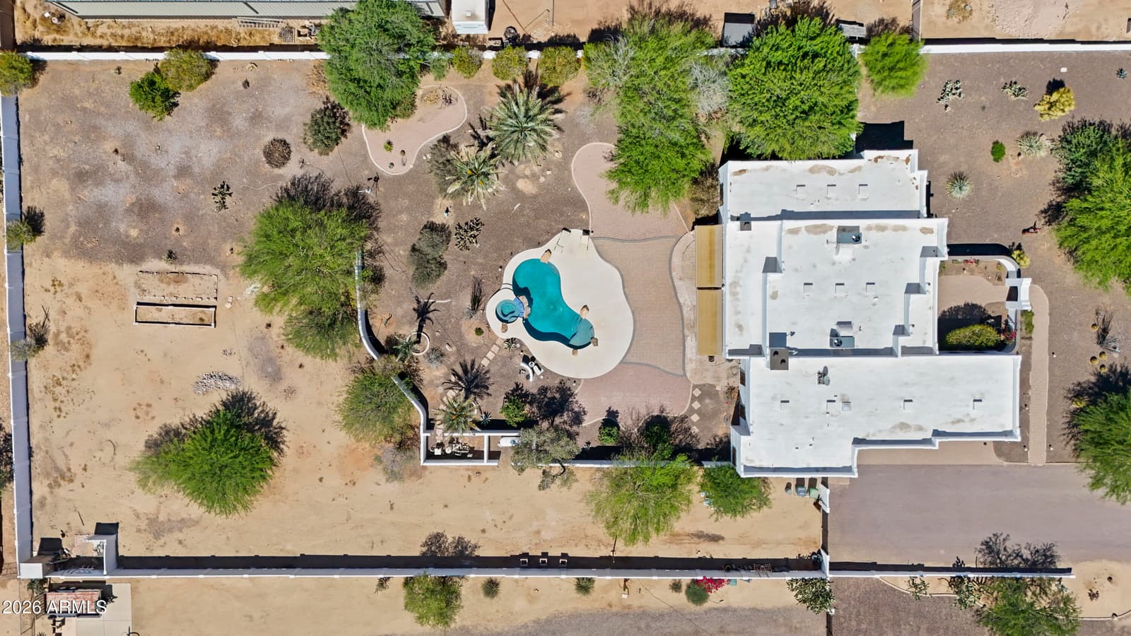 605 W Ridgecrest Road, Phoenix, AZ 85086 — photo 5 of 40