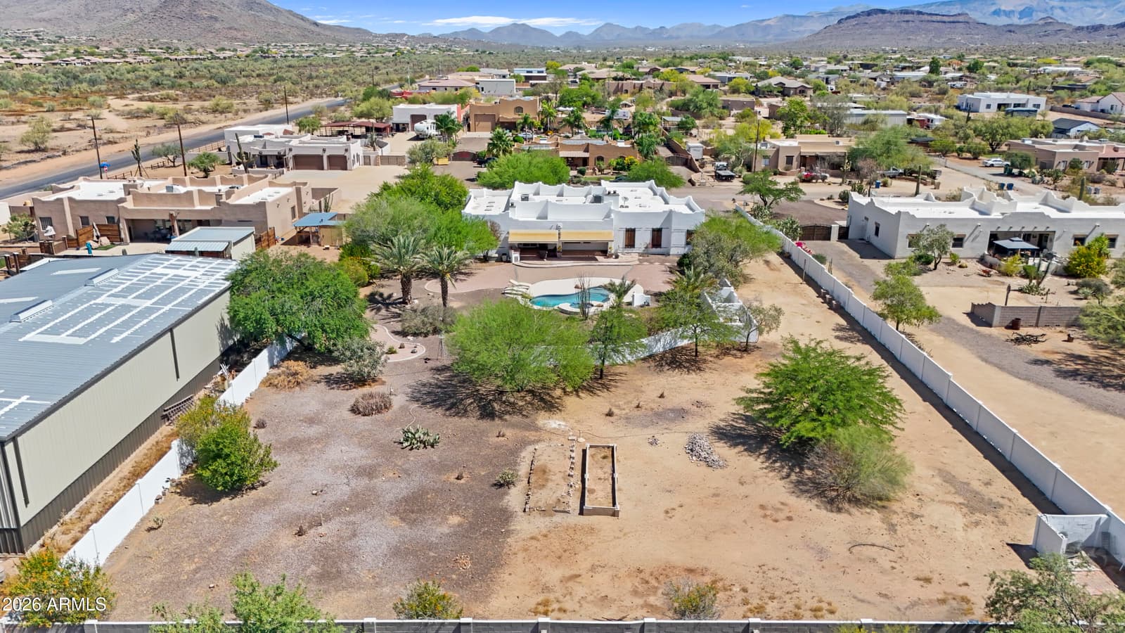 605 W Ridgecrest Road, Phoenix, AZ 85086 — photo 7 of 40