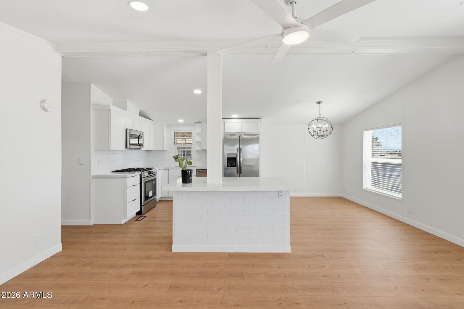 13234 N 19TH Street, Phoenix, AZ 85022 — photo 7 of 34