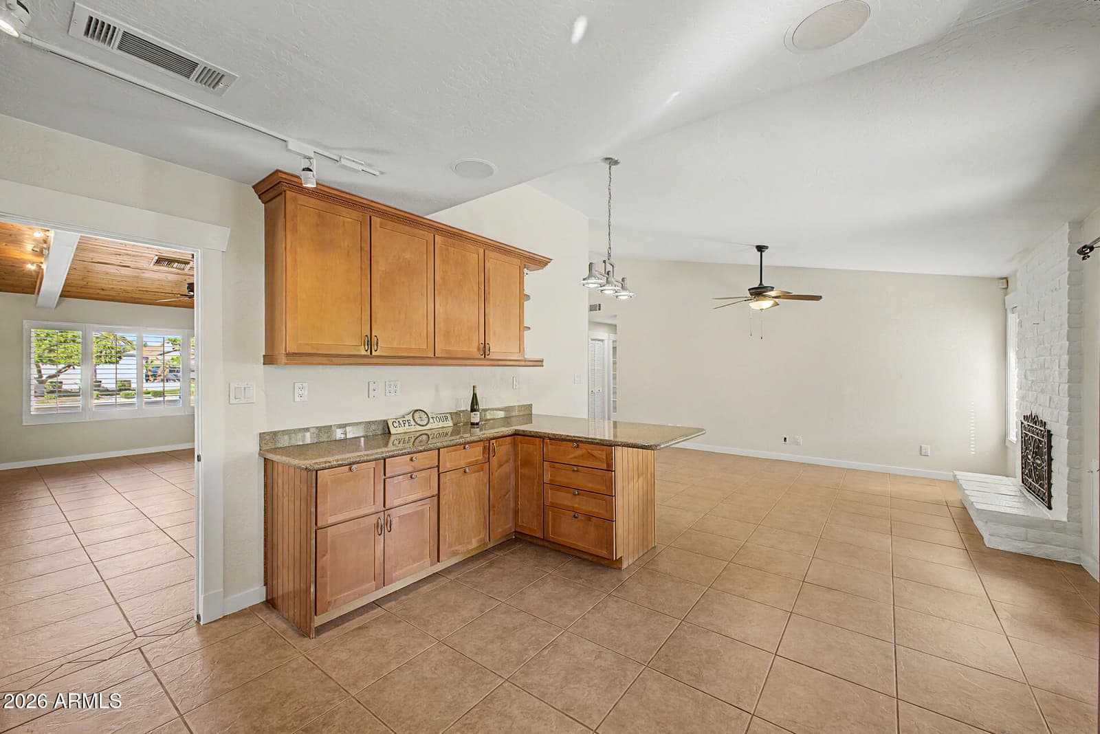 1221 E STEAMBOAT BEND Drive, Tempe, AZ 85283 — photo 15 of 55