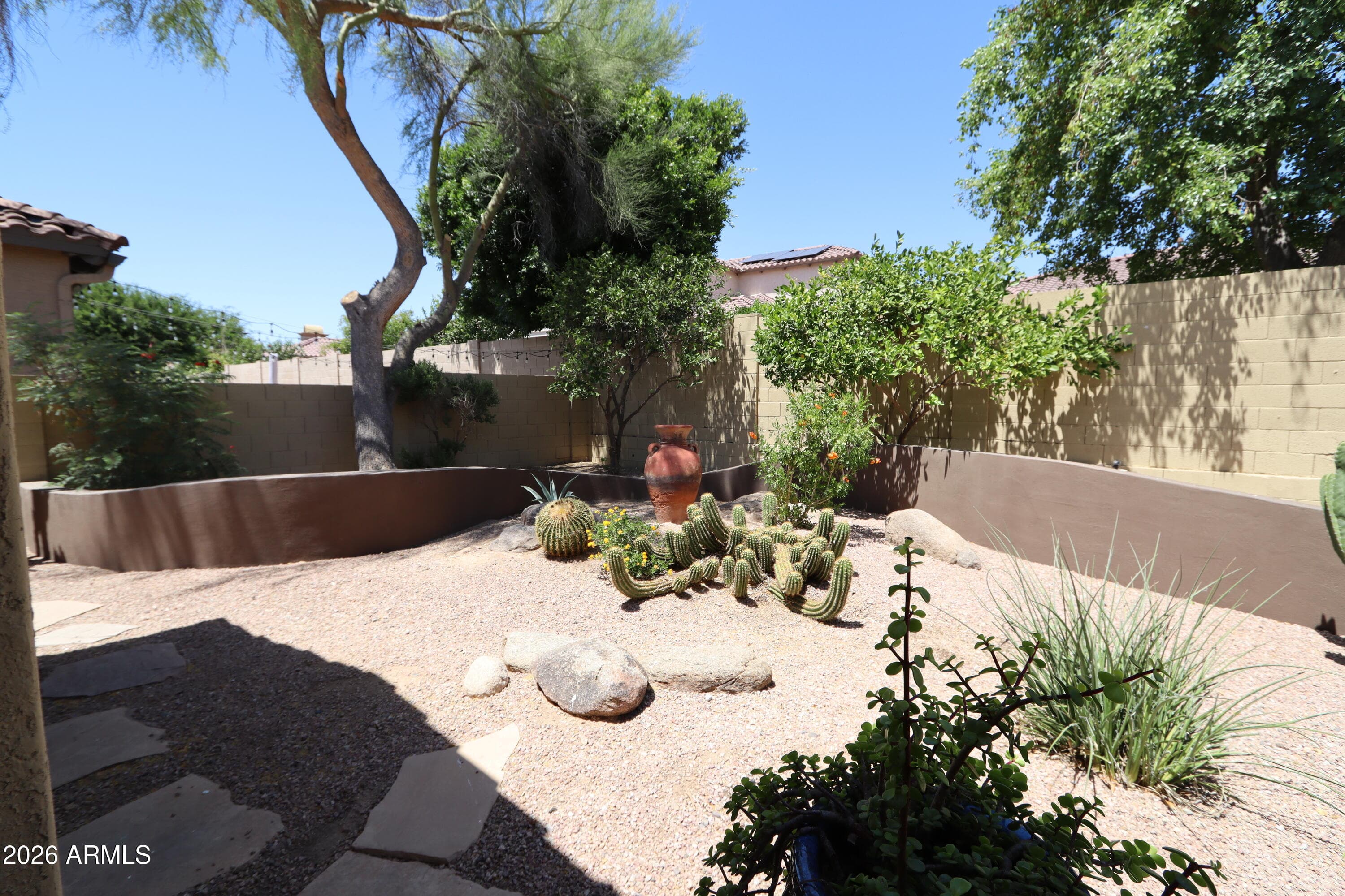 2004 W Calle De Las Estrellas Drive, Phoenix, AZ 85085 — photo 33 of 38