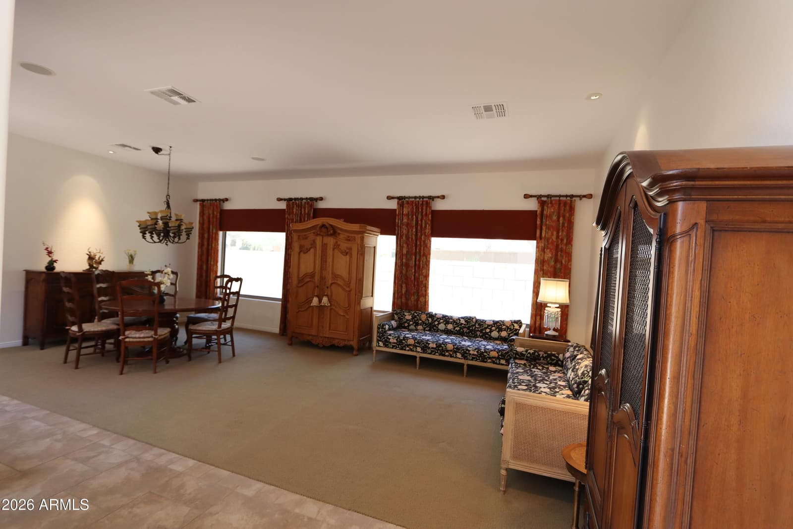 2004 W Calle De Las Estrellas Drive, Phoenix, AZ 85085 — photo 11 of 38