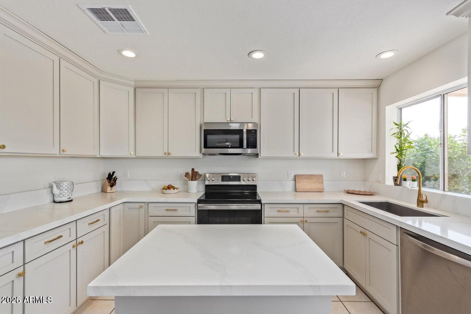 1021 W Kings Avenue, Phoenix, AZ 85023 — photo 18 of 46