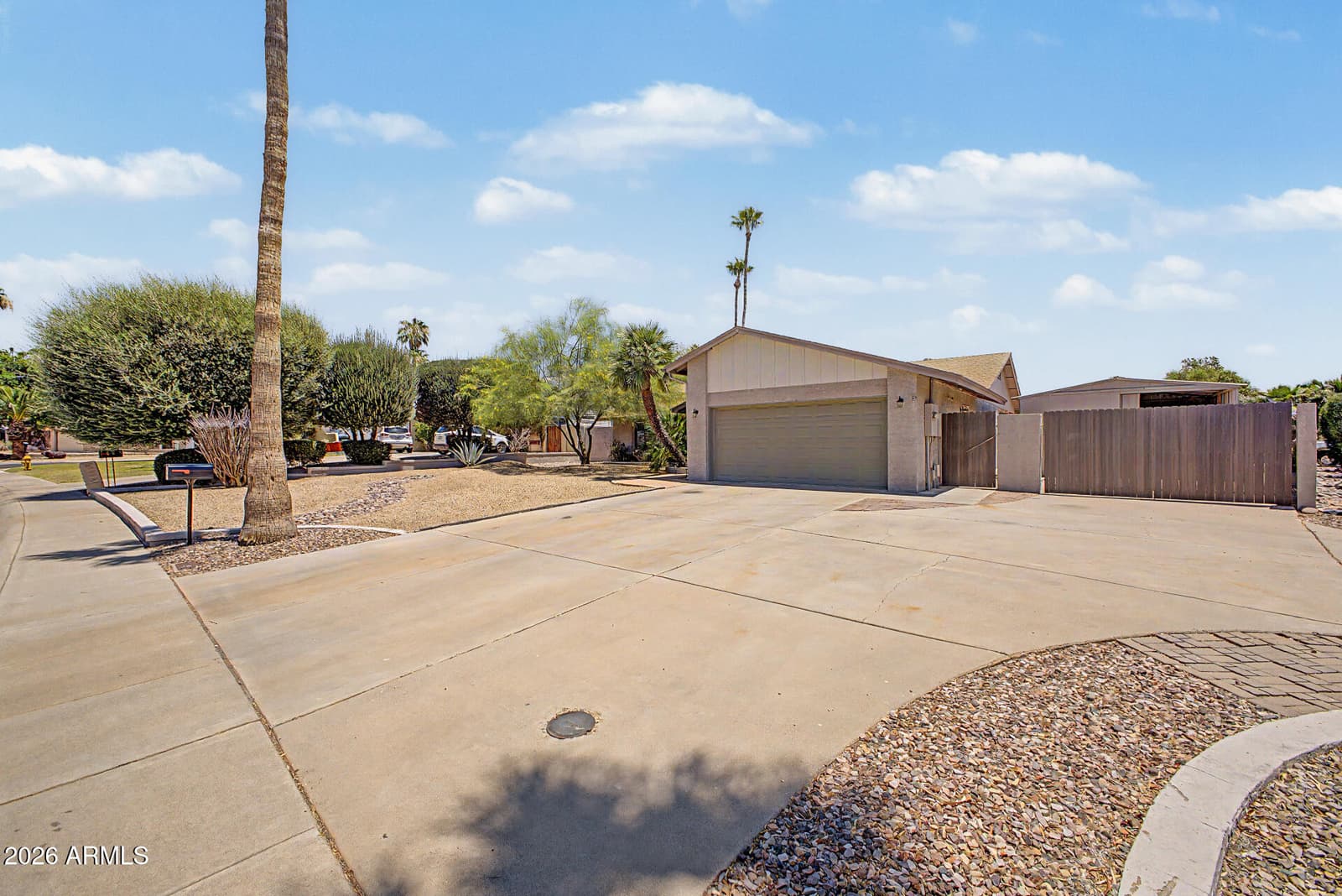 16001 N 33RD Avenue, Phoenix, AZ 85053 — photo 2 of 35