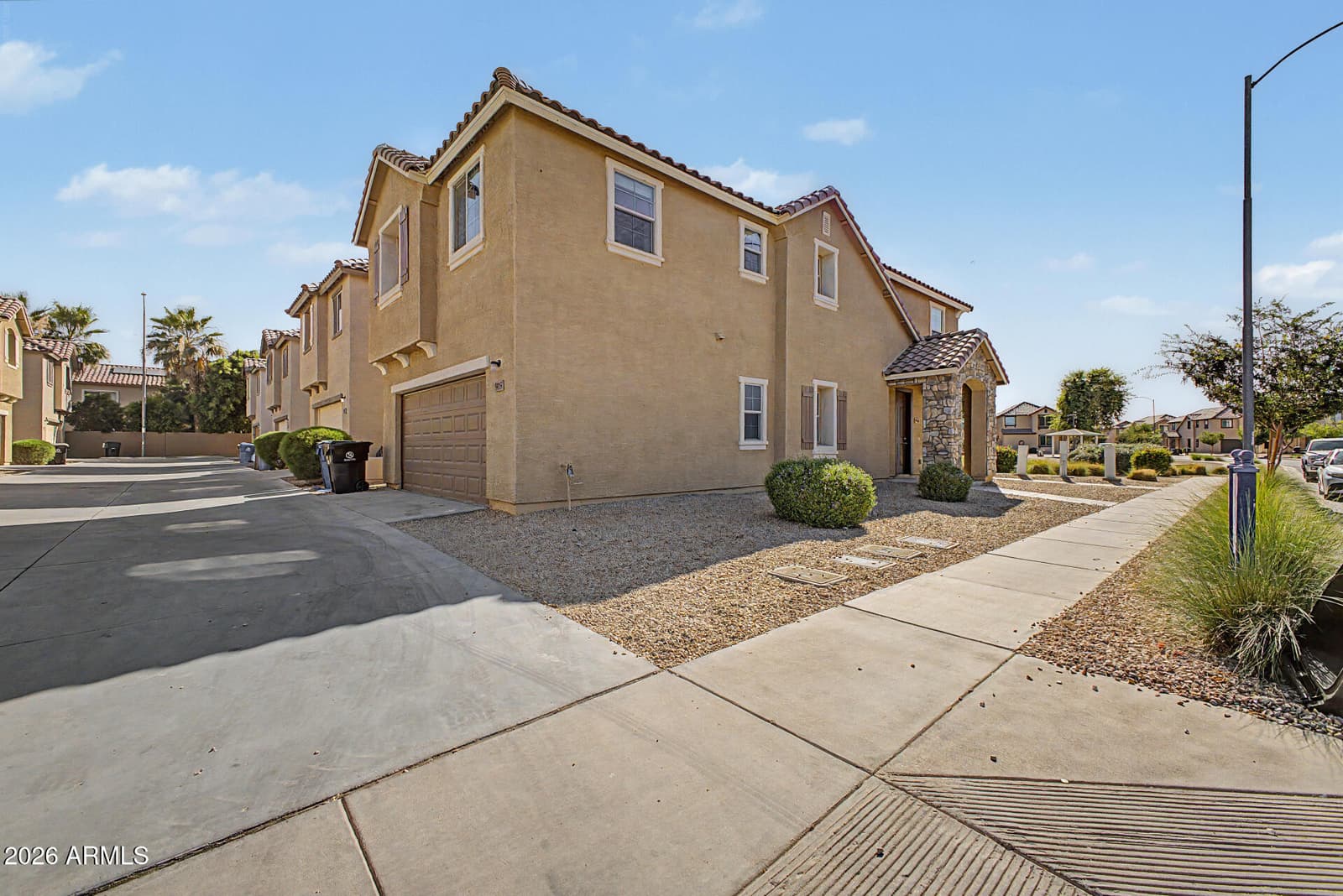 905 E AGUA FRIA Lane, Avondale, AZ 85323 — photo 3 of 36
