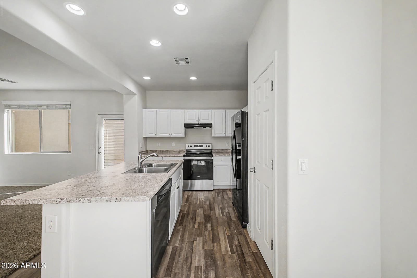 905 E AGUA FRIA Lane, Avondale, AZ 85323 — photo 12 of 36