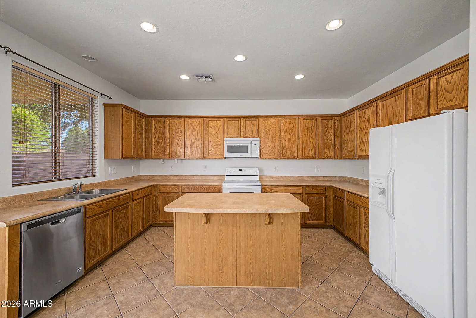 1447 E MIA Lane, Gilbert, AZ 85298 — photo 14 of 49