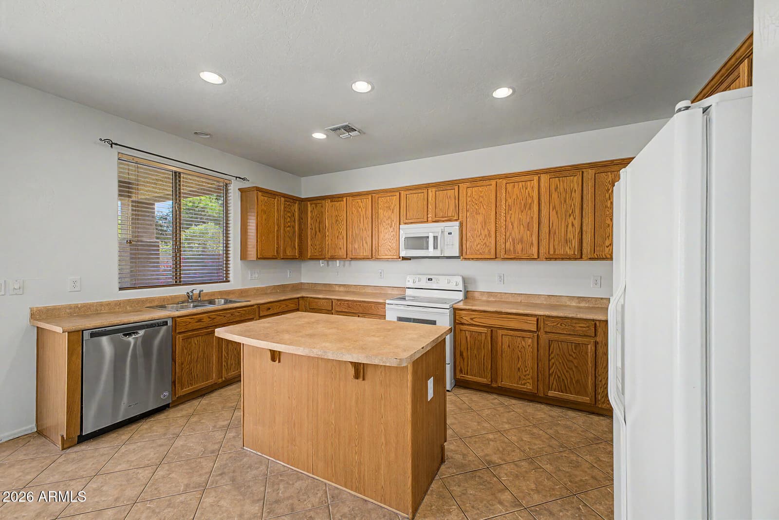 1447 E MIA Lane, Gilbert, AZ 85298 — photo 16 of 49