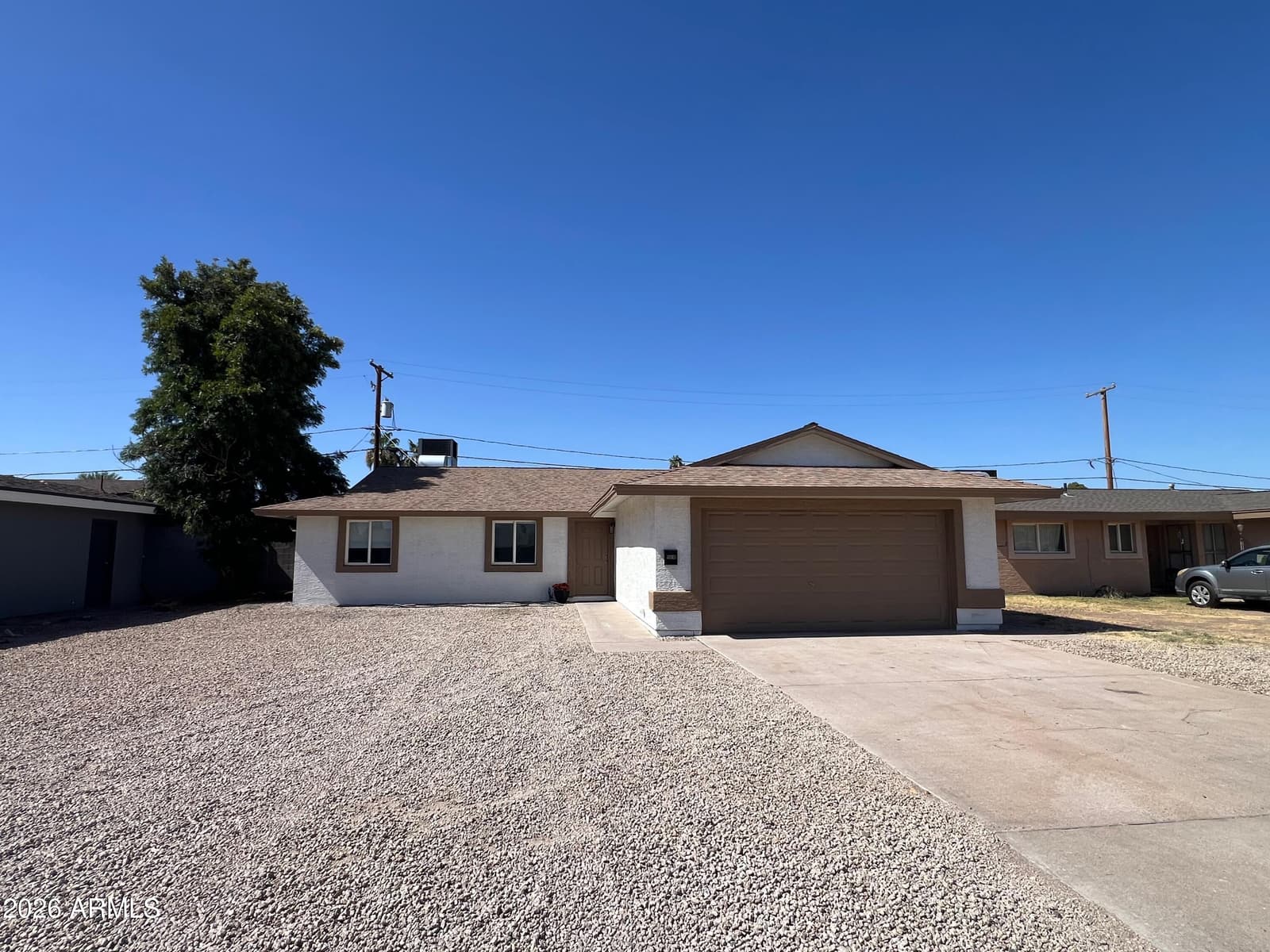 3818 W RUTH Avenue, Phoenix, AZ 85051 — photo 12 of 20