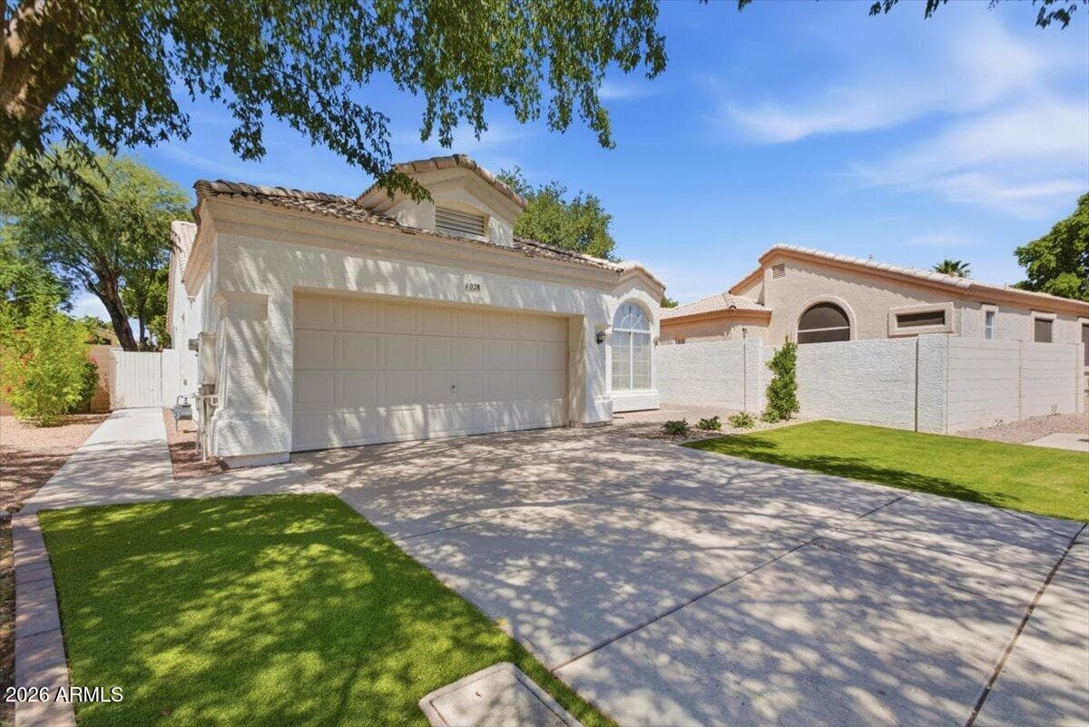 1028 N COLUMBUS Drive, Gilbert, AZ 85234 — photo 6 of 73
