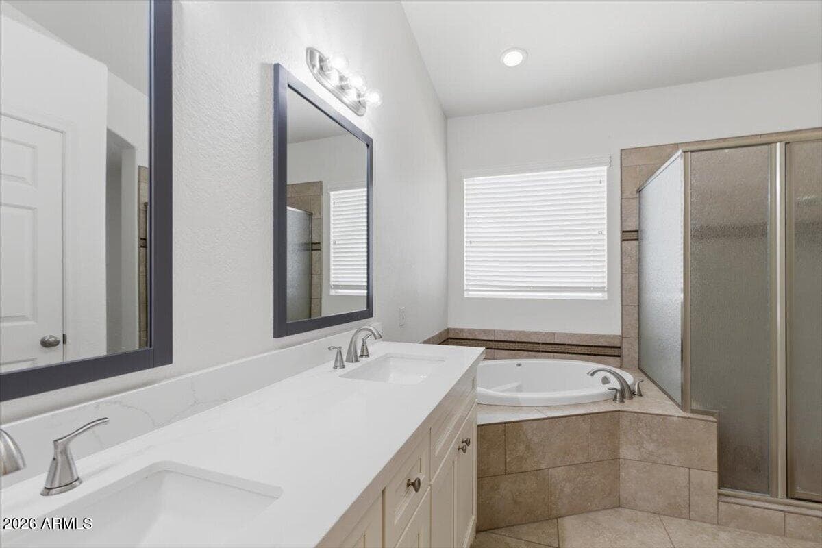 1028 N COLUMBUS Drive, Gilbert, AZ 85234 — photo 19 of 73
