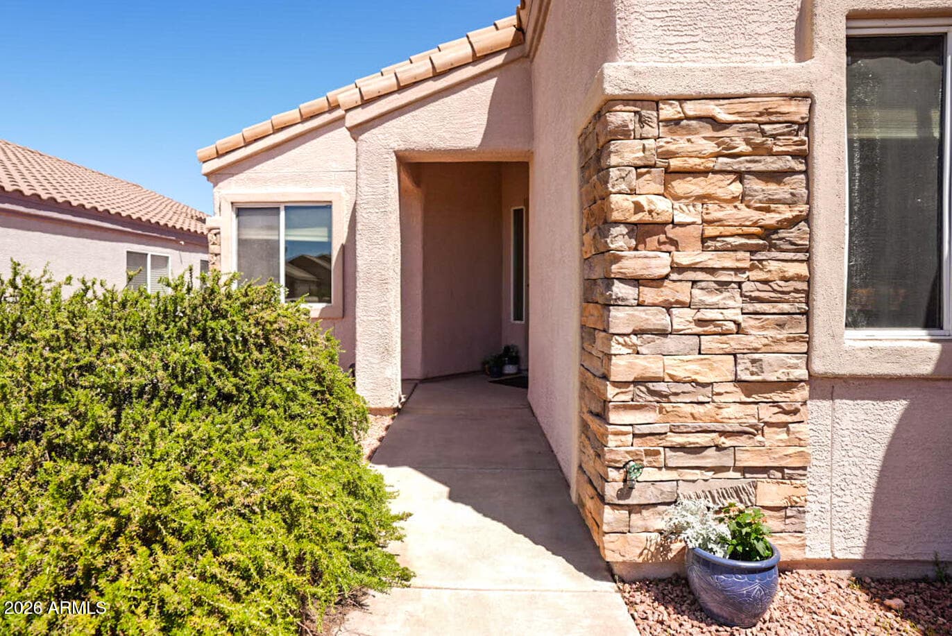 682 S SANTA FE Trail, Cornville, AZ 86325 — photo 4 of 42